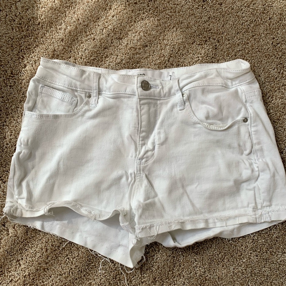RSQ white jean shorts